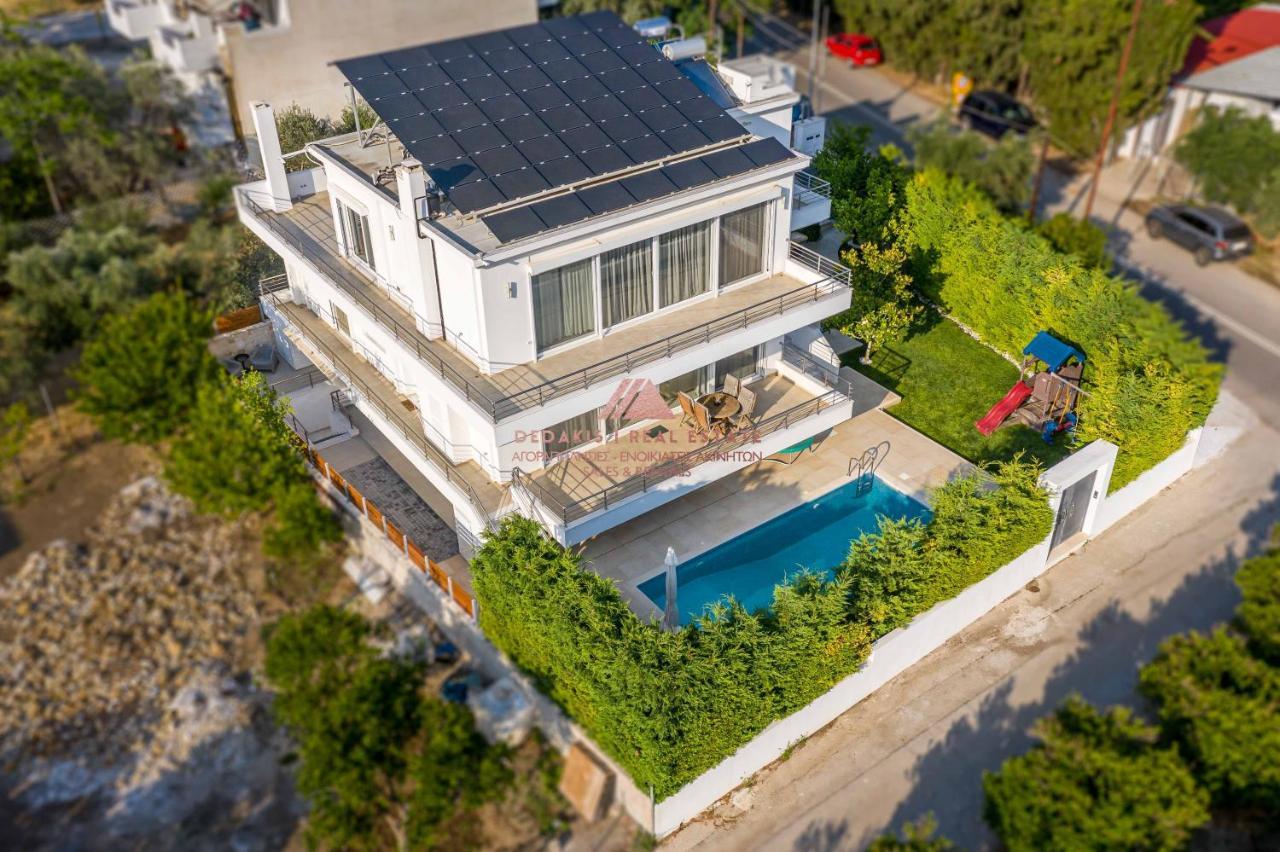 Luxury Villa Loutraki With Private Heated Pool 外观 照片